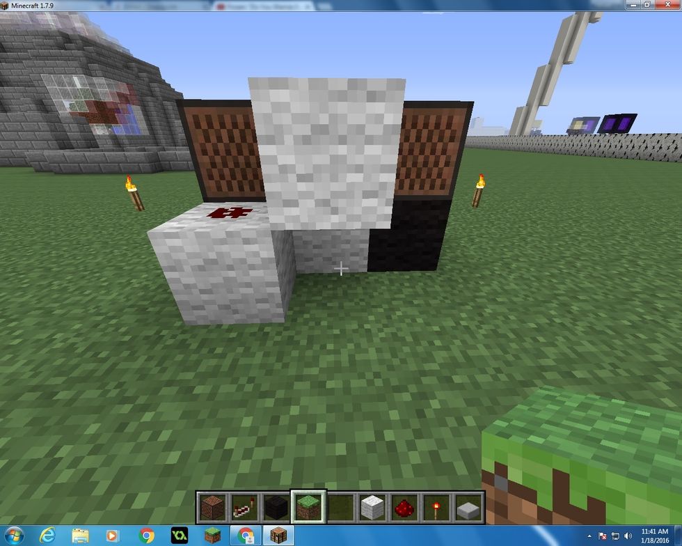 Take another block of Wool and make it diagonal to the one we put down before.