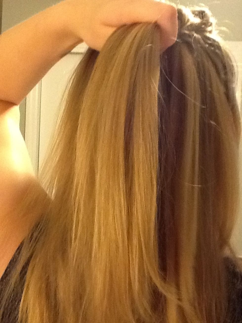 Take another section of hair the same size as the one you dropped. This is your new right section of hair.