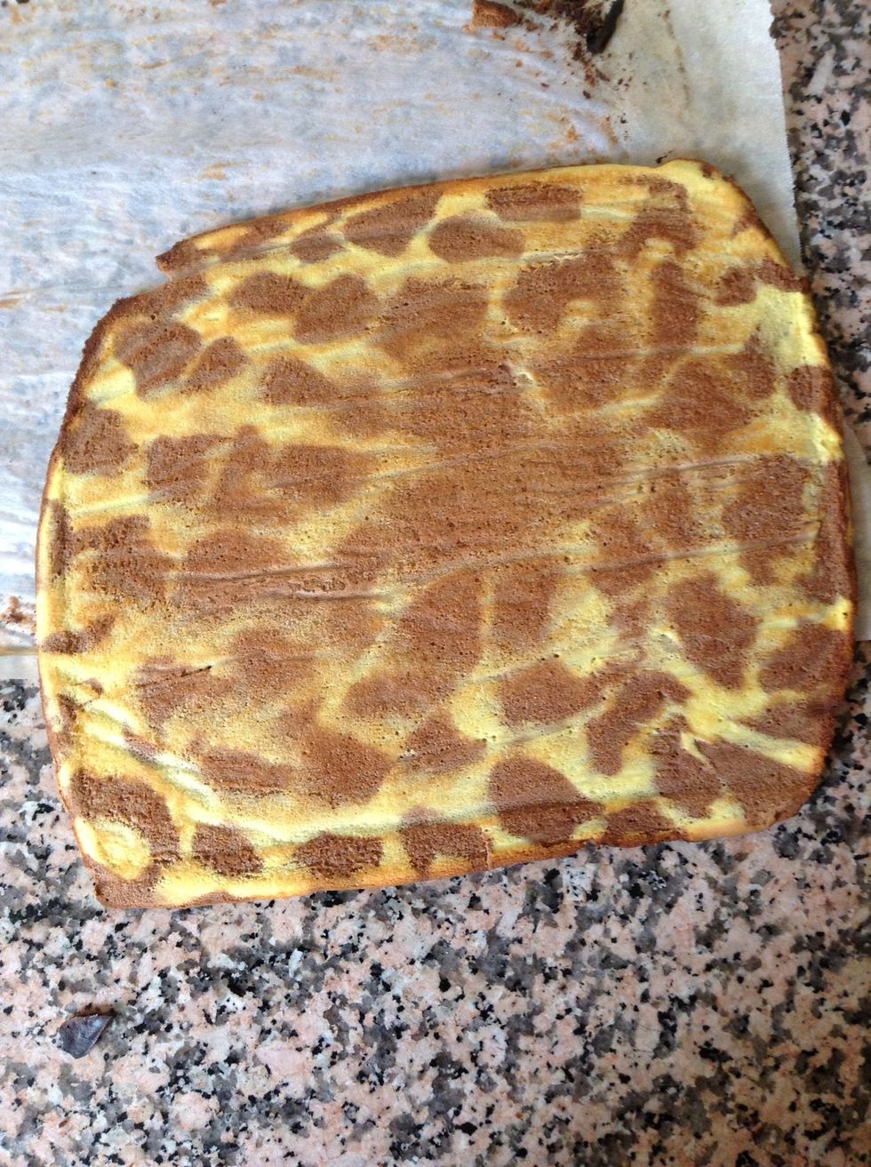 Take it out, let it cool for a minute, then gently overturn it to check how the pattern came out.