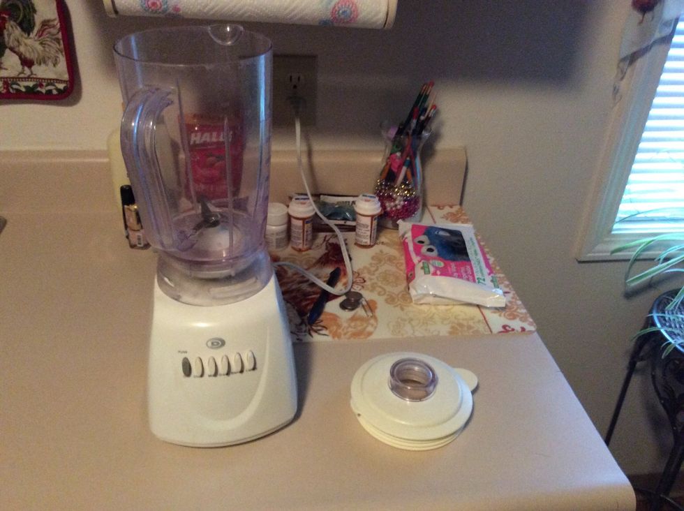 Take lid off of the blender