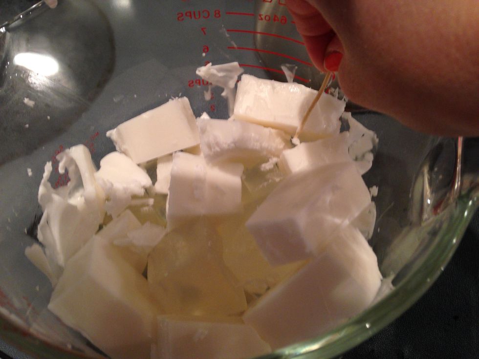 Take out the bowl and stir your soap.