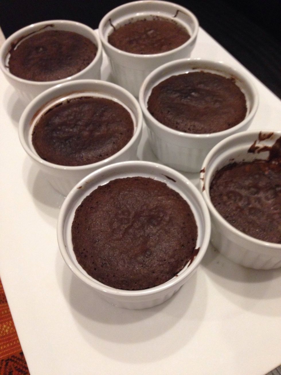 Take out when it is done and leave it to cool down for maybe 5 mins