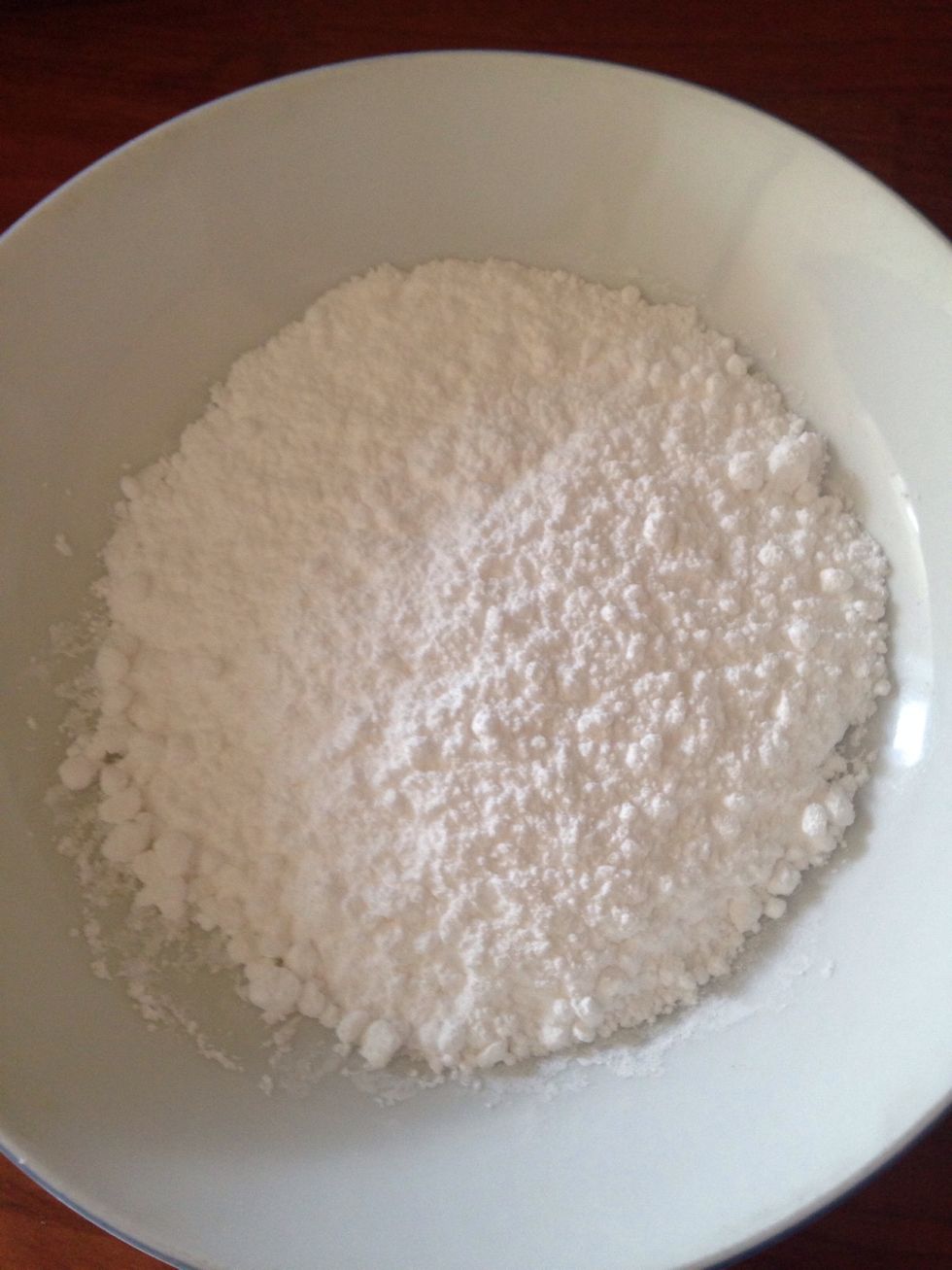Take powdred sugar in a bowl