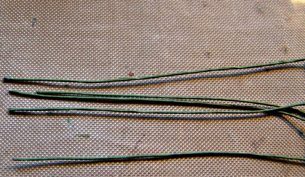 Take some floral wire stems and using Aileens Tacky Glue or adhesive of choice add to the tip of the wire.