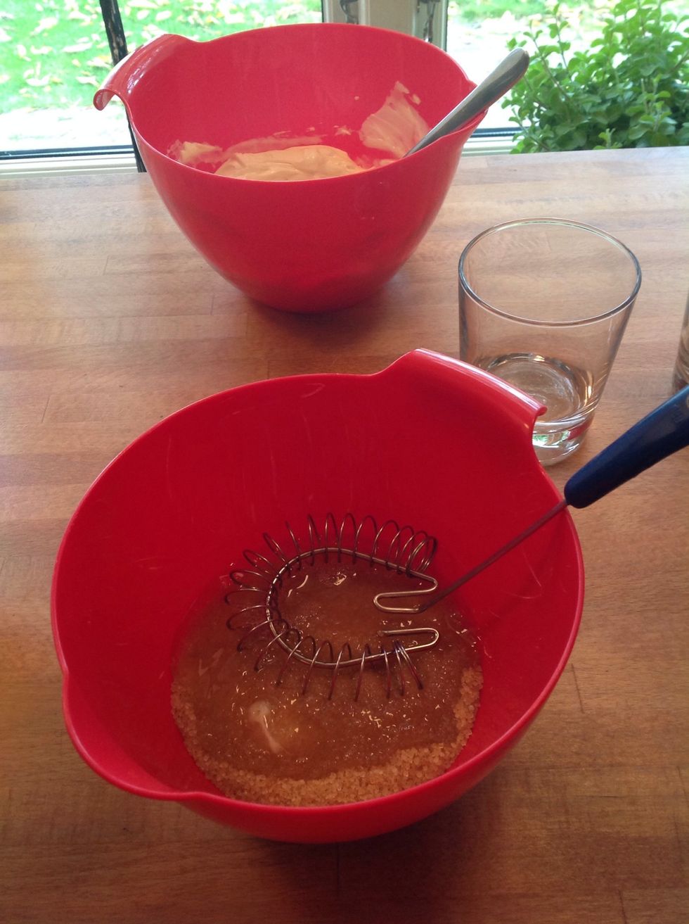 Take the cane sugar and add the white. Stir. Preferably not with a whisk since it didn't really work.