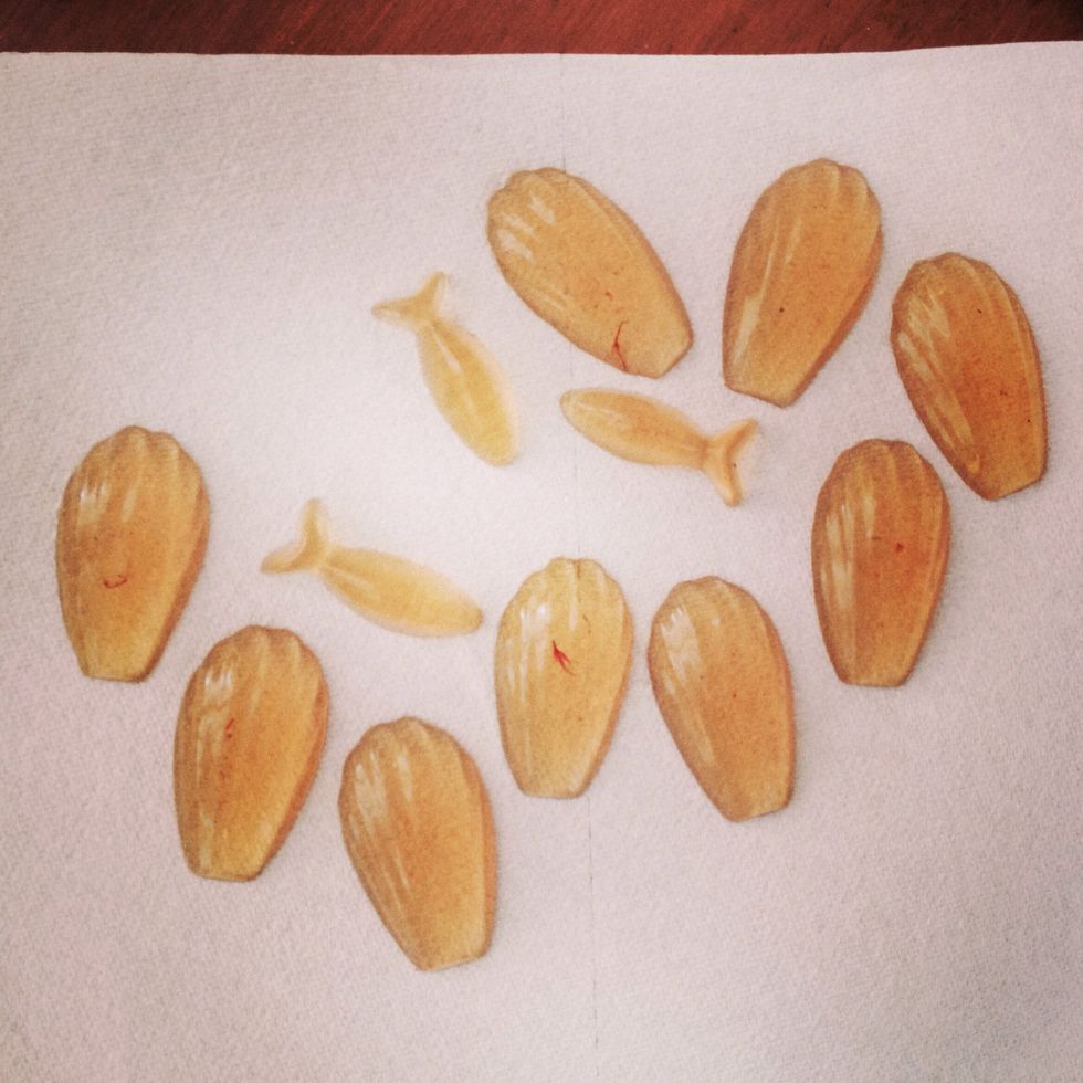 Take the jellies out of the moulds after 1-24 hours and enjoy!