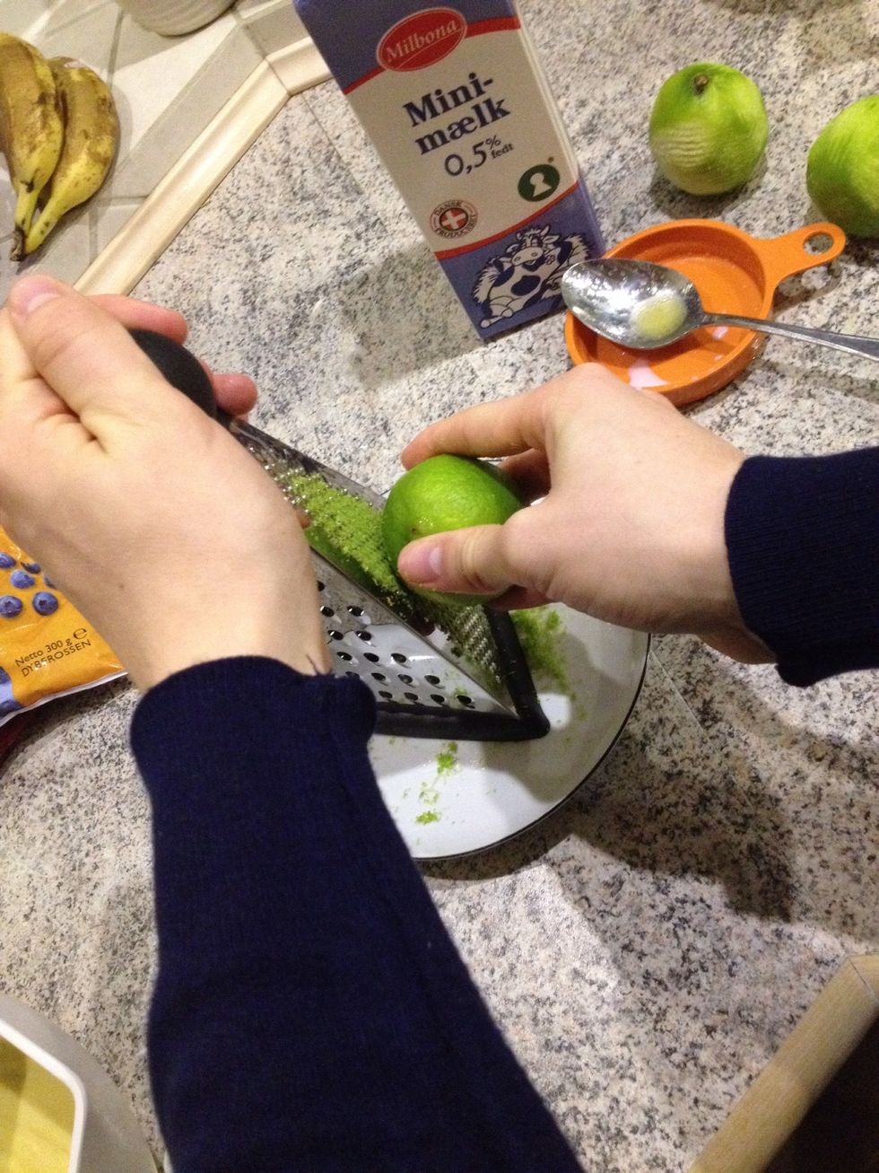 Take the peel from the lime