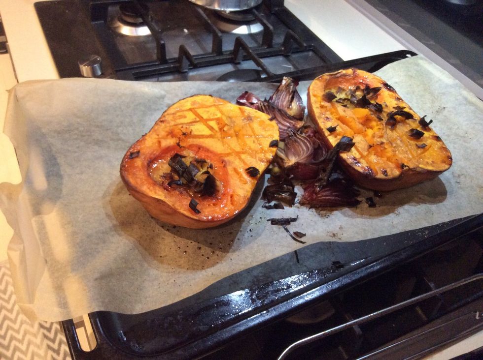 Take the pumpkin out of the oven after 40 minutes of roasting