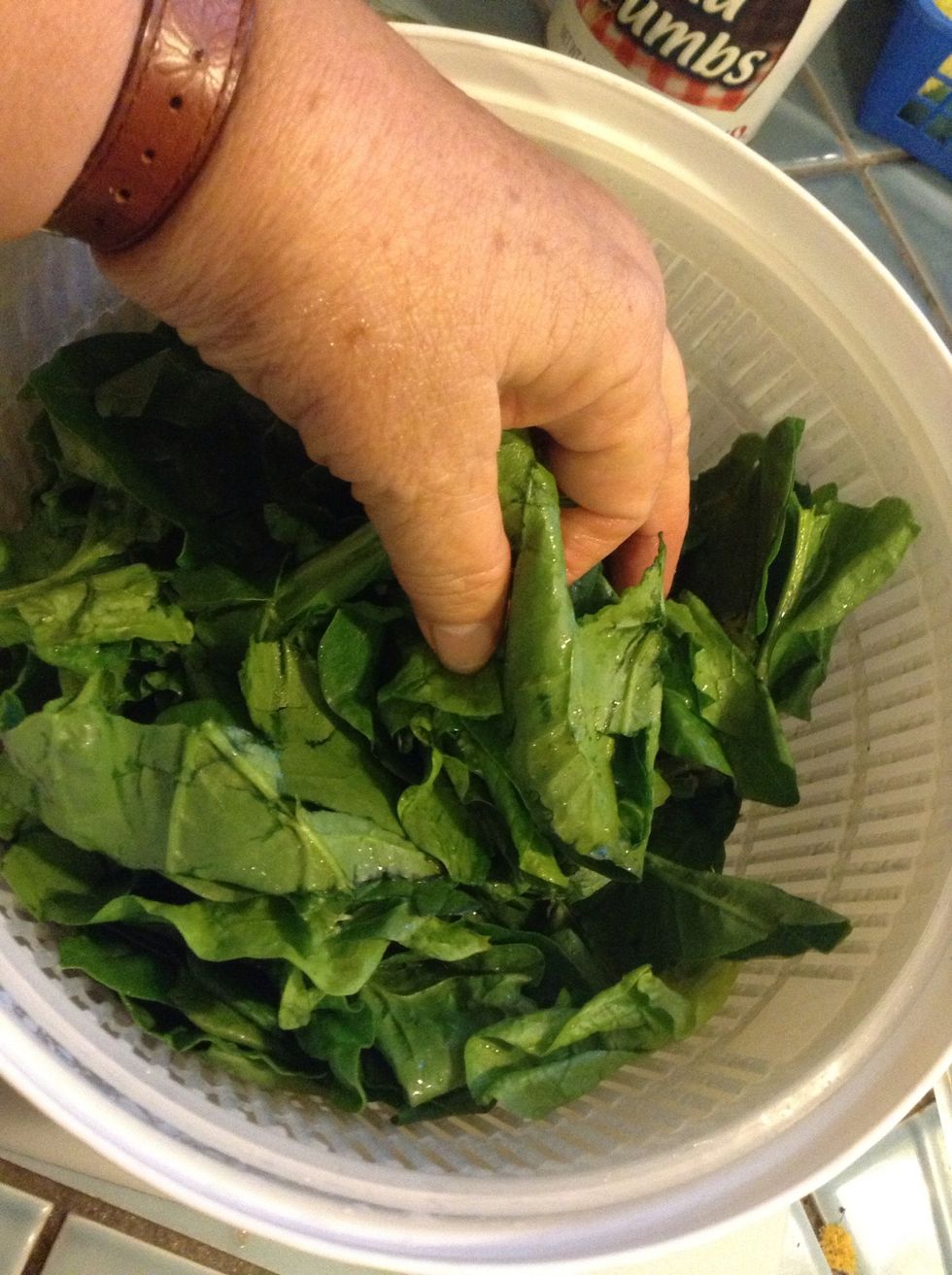 Take the spinach leaves. . .
