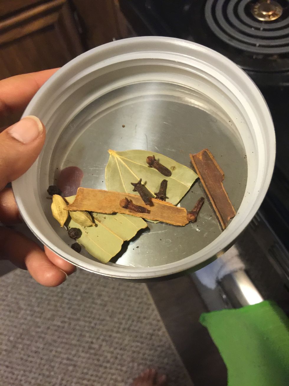 take the whole garam masala - 2 sticks of cinnamon, 4 cloves, 4 peppercorns, 2 cardamom and 2 bay leaves.