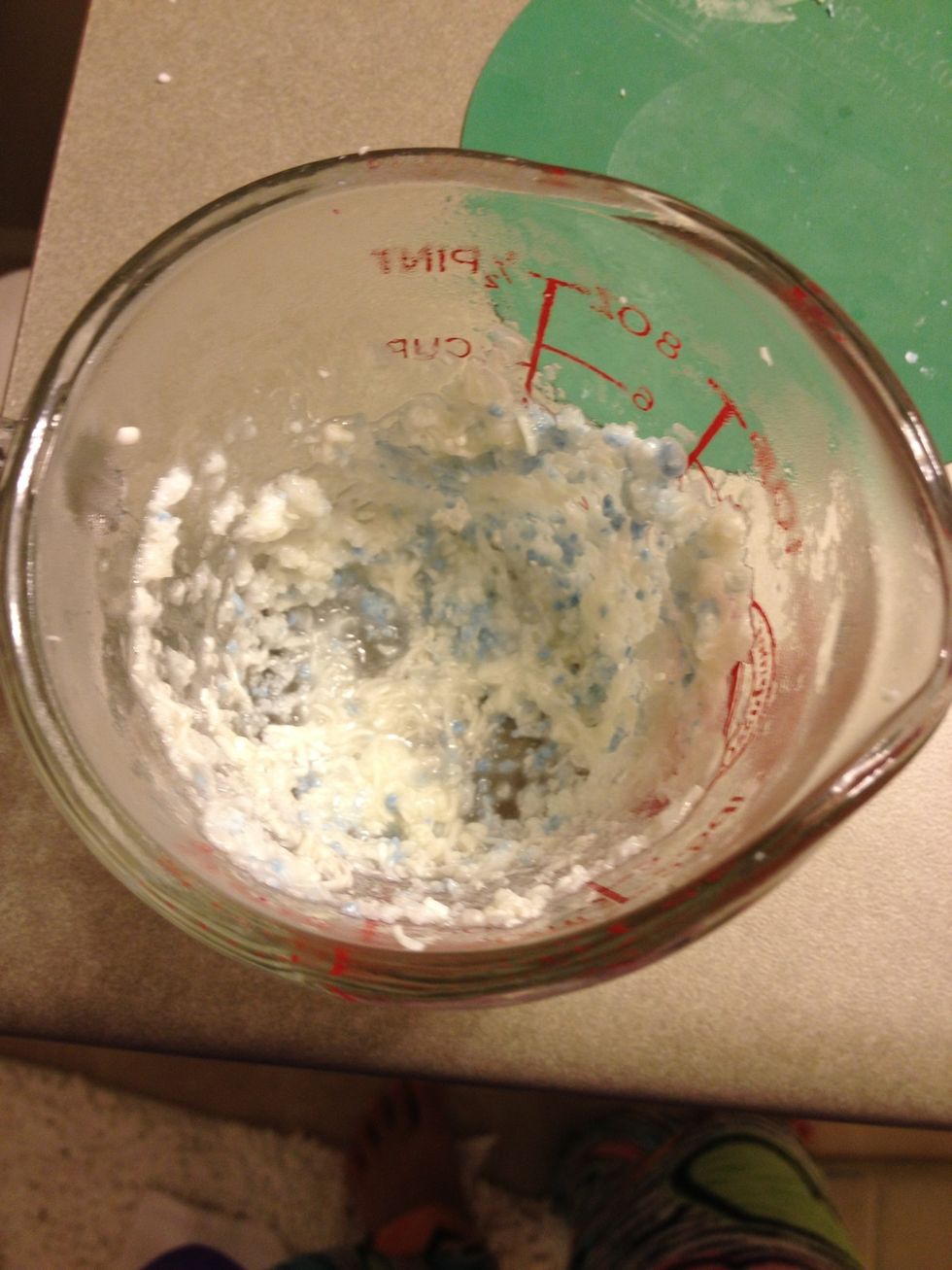 Take this and pour it in your mold while its hot