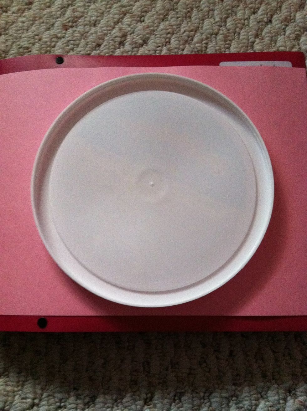 Take your circular object and place it in the middle ( you can use big medium or small but big is easier to work with)