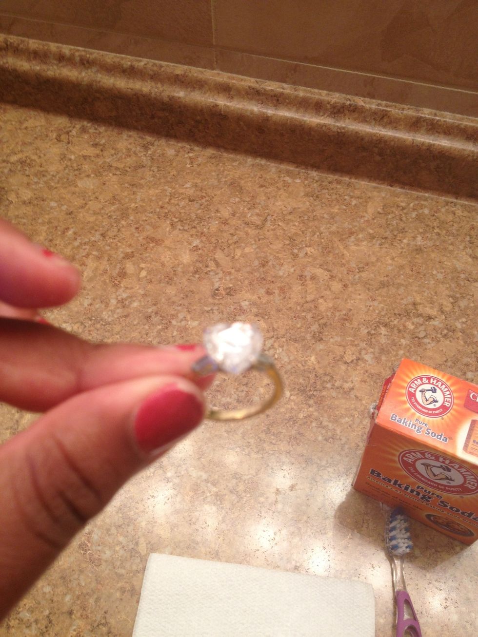 How to clean costume jewelry rings with baking soda B+C Guides