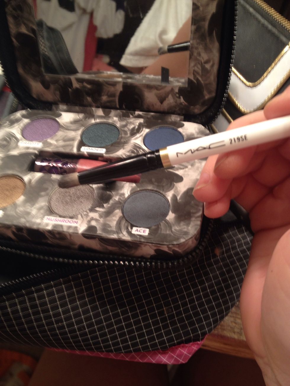 Take your mac 219se and dip in mushroom and tap it off