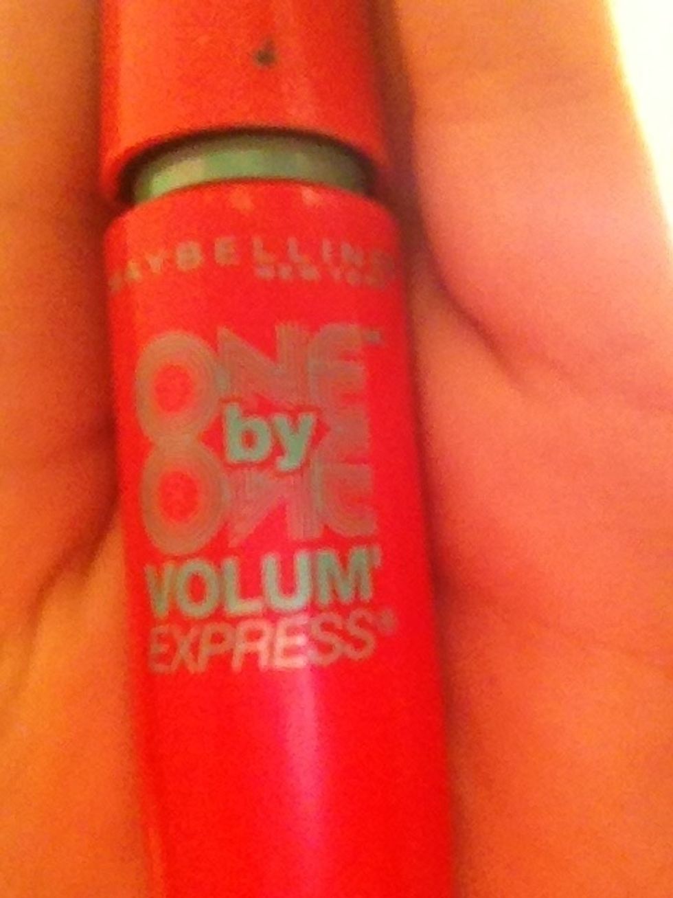 Take your mascara! (one by one volum express by maybelline)