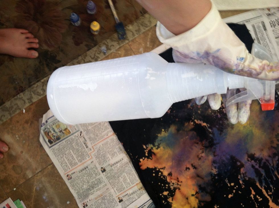 Take your white acrylic and water solution and spray liberally!