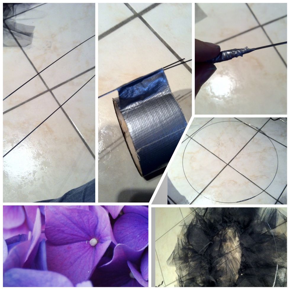 Take your wire (mine is from an old hoop skirt) and tape the ends together. My wire-circle is about 15cm wider than the elastic band. But you can vary.