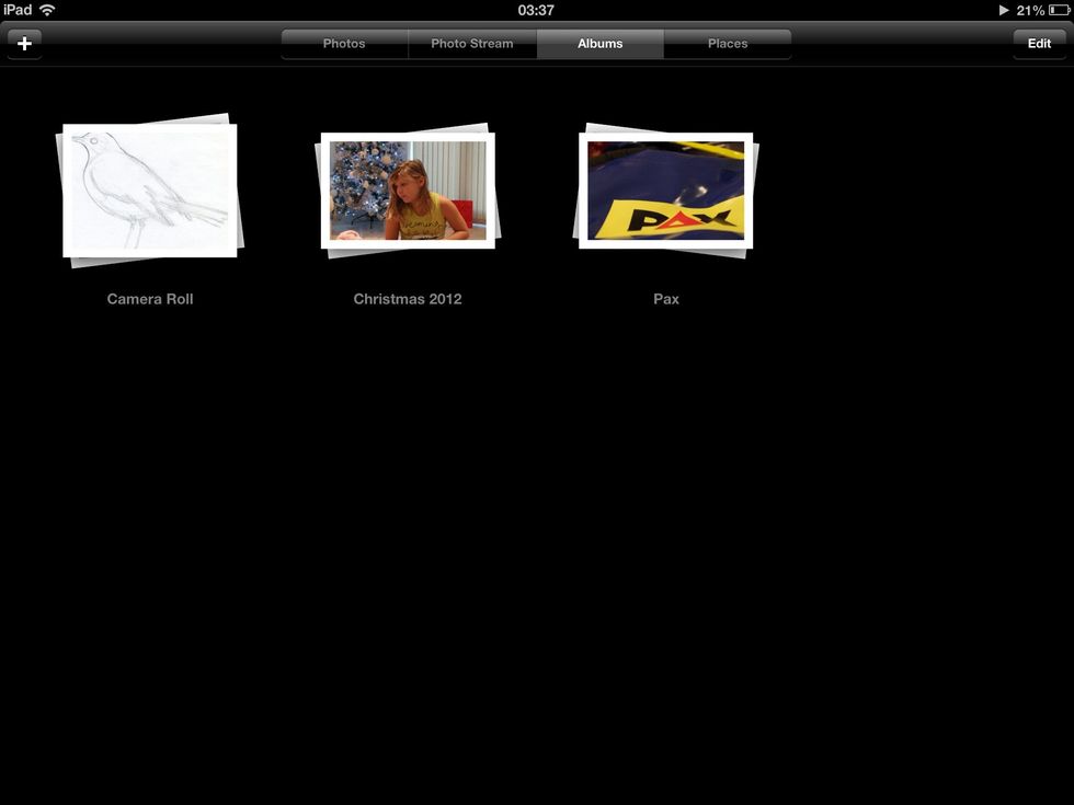Tap Photo Stream on toolbar