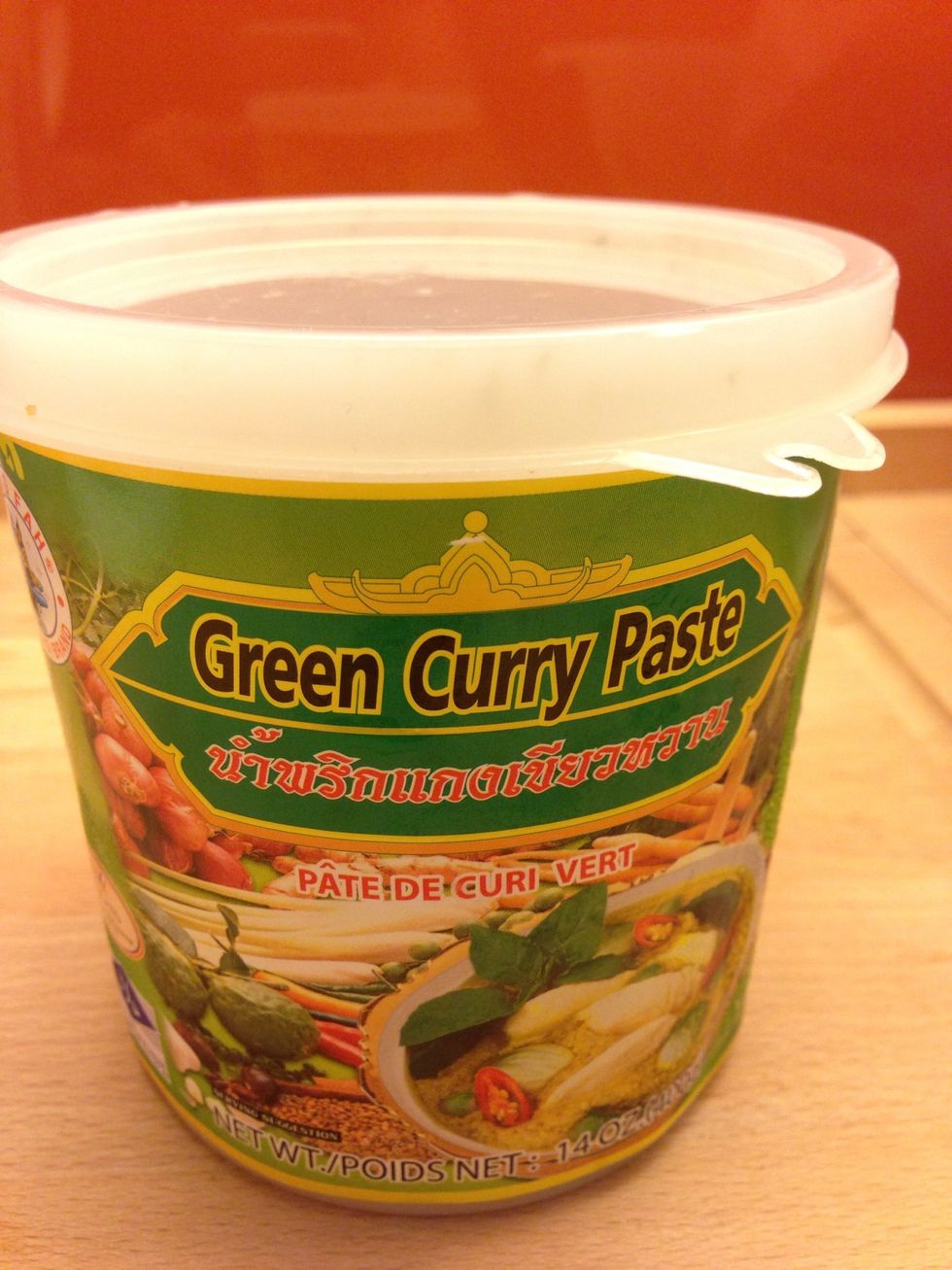 Thai green curry paste .. I prefer those that made in Thailand for authentic taste