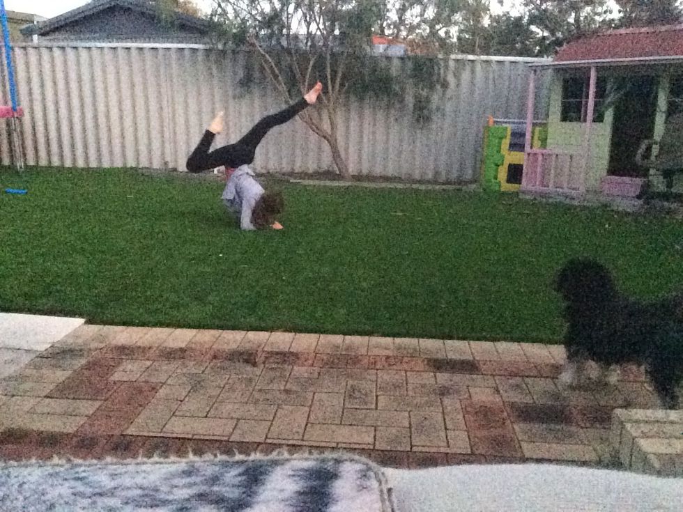 Thank you for watching. If you would like to learn how to do this pose, like my snap guide and when I get to ten likes I will make a snap guide on how to do this pose. Thanks for watching.