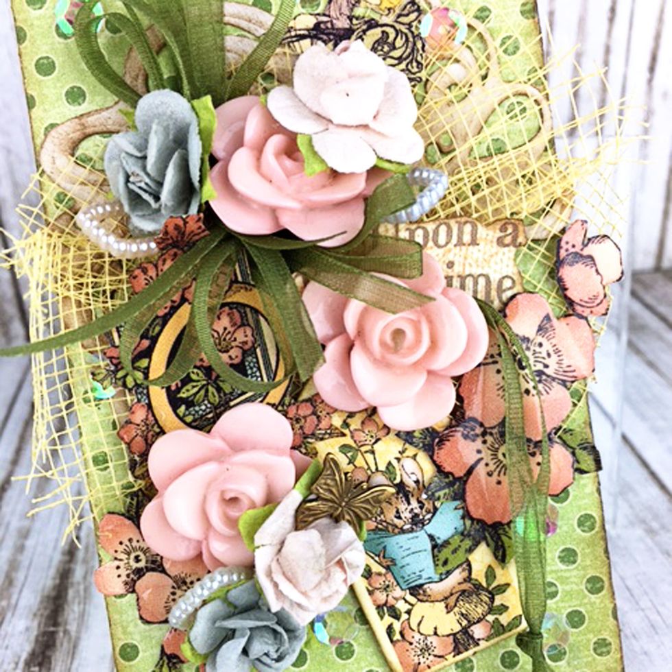 Thank you for watching my Snapguide Tutorial. I hope you will create your own Mini Trunk Book Album.  Happy Crafting! ~Sandy
