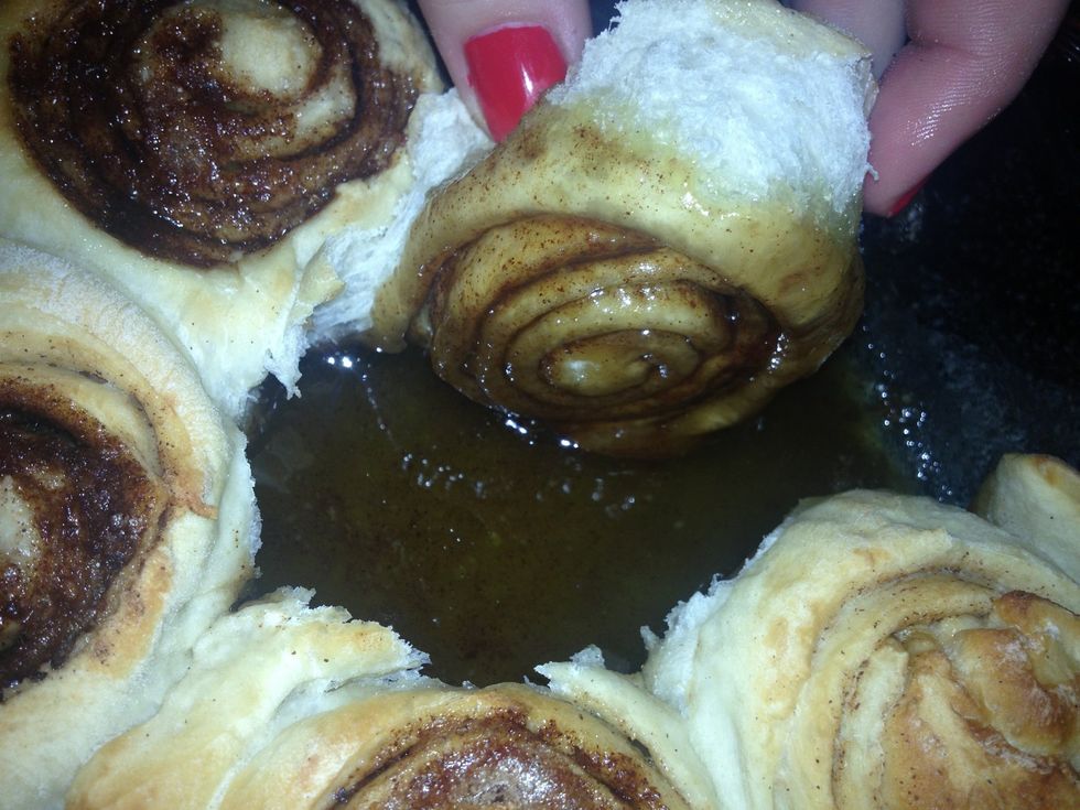 That butter and brown sugar has caramelized and it's so delicious and gooey!