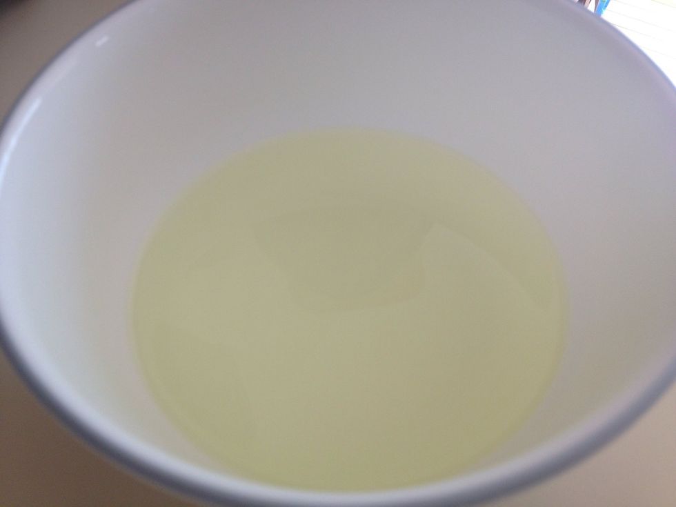 That's a little more than 1 cup of water (whey), which means the yogurt is reduced to half the initial amount, and is definitely quite thick!