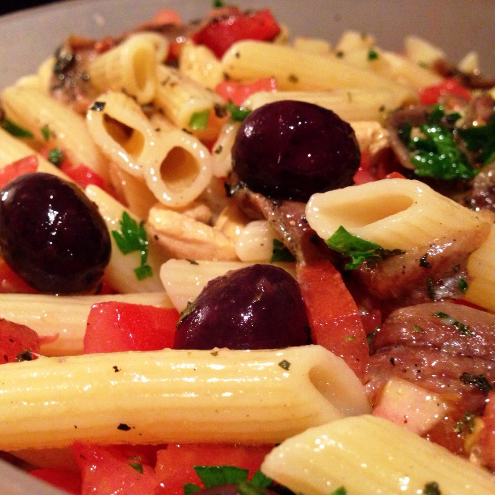 That's it. Put it in the fridge for half an hour, then invite your mom/grandma/girlfriend and show 'em how skillful you are.