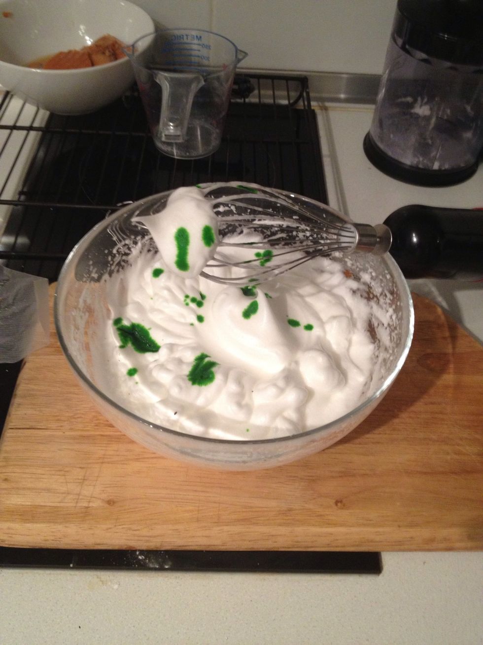 That's stiff see how the peak holds its shape even when u turn it to the side. Add color here. And fold.