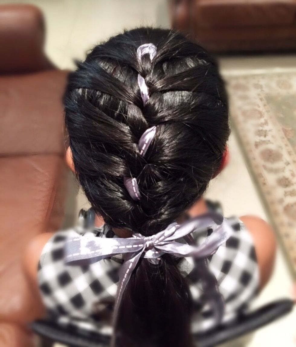 That's the finished look!! I hope you enjoyed my guide and now, have a new stylish hairstyle up your sleeve!\ud83d\ude0a