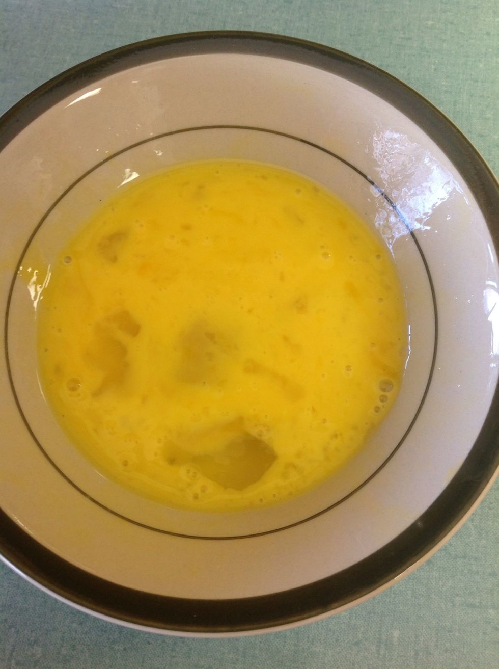 The 2 eggs beat well. Combine melted butter, sugar, vanilla, and eggs in a large bowl; beat well.