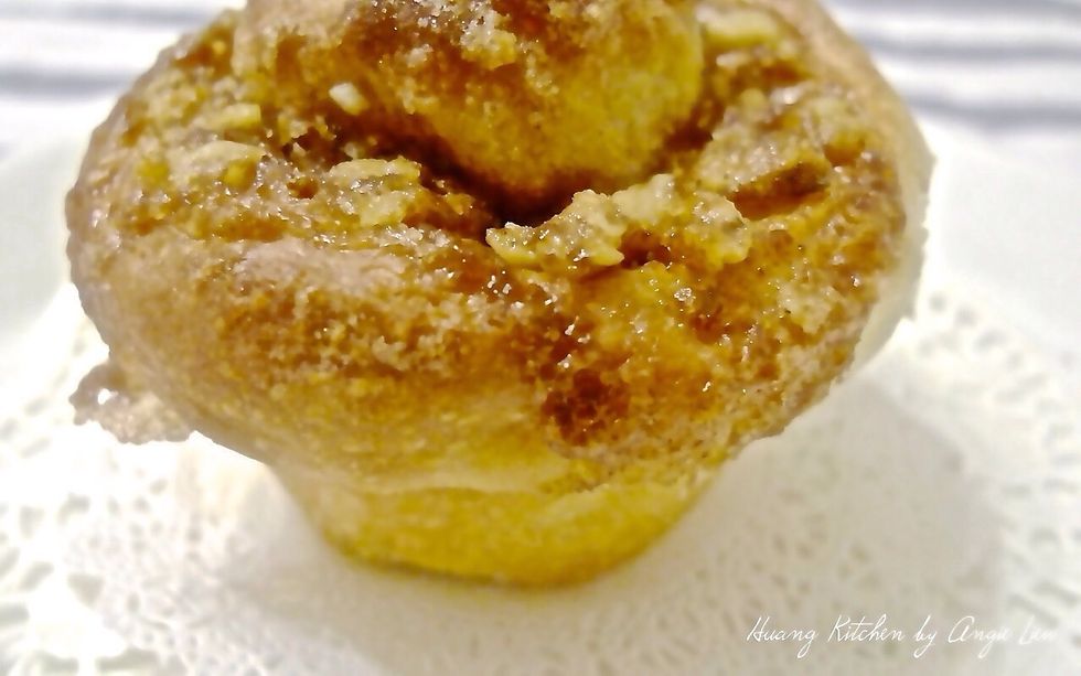The aromatic brown sugar cinnamon filling really gives these rolls a caramelly richness that's just so fabulous.