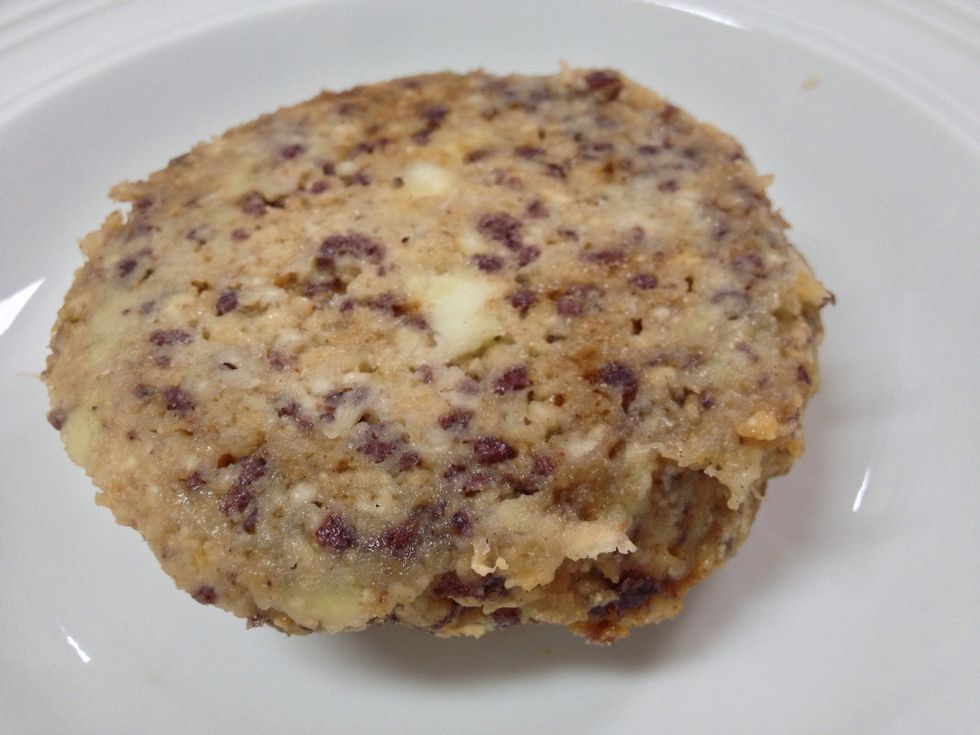 The banana cake! You can topped ith with anything you like e.g., pecans. walnuts, ice cream, peanut butter, melted choco ... but I prefer to topped ith with ...