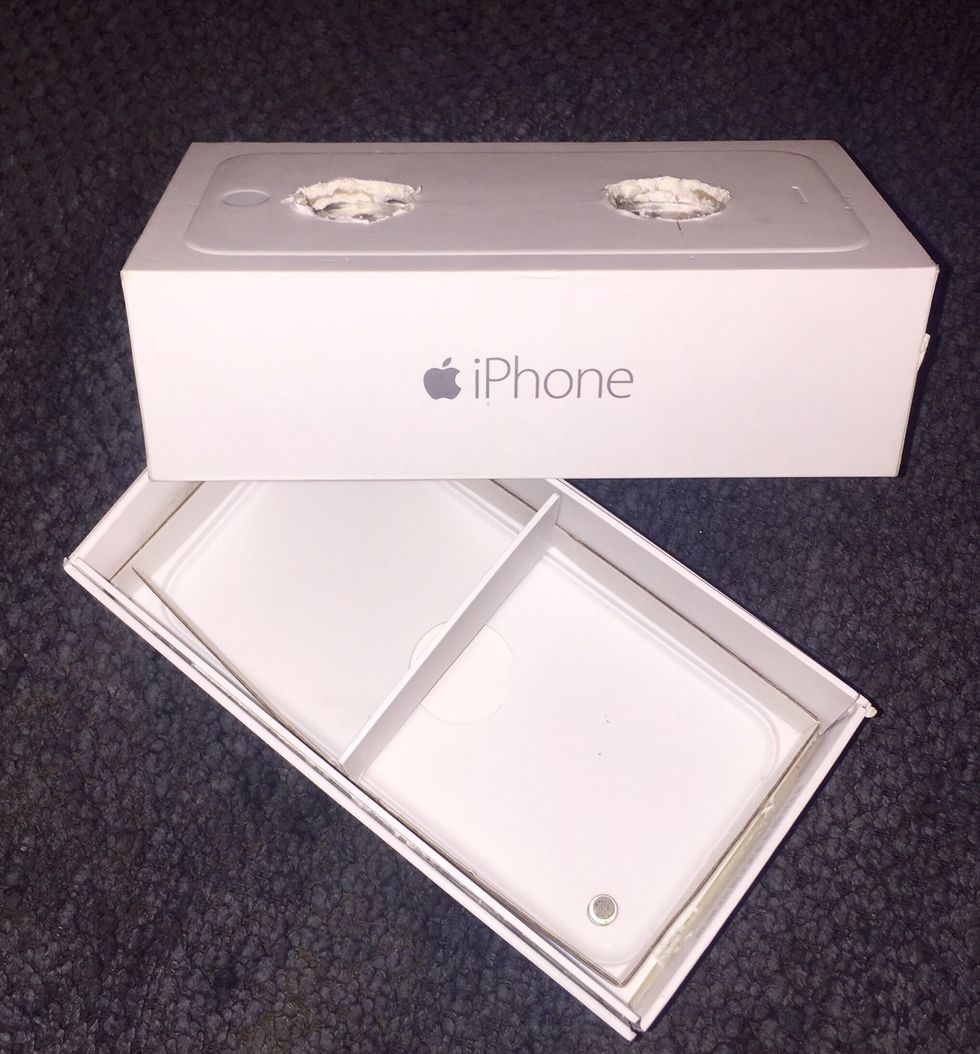 The bottom half is done. Now let's prepare the top half of the box. All the top will require is cutting the eye holes out and adding the lenses to the eye holes.