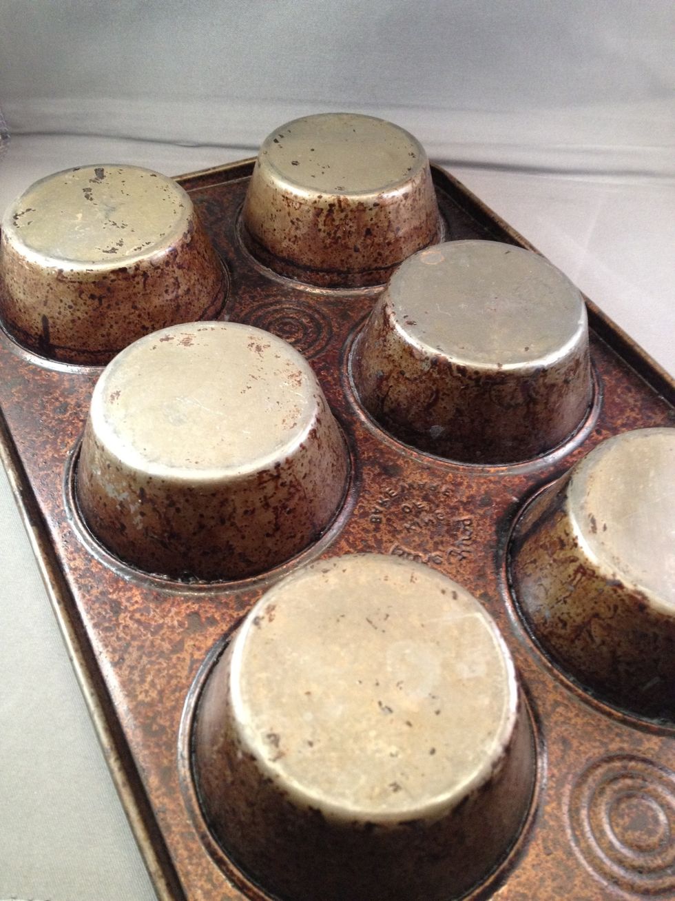 The bottom of non stick baking items is another suitable surface for creating seals to peel up and add double faced adhesive to.