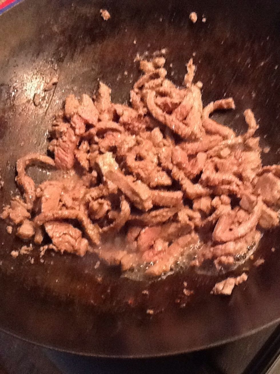 The browned meat ready to add vegetables.