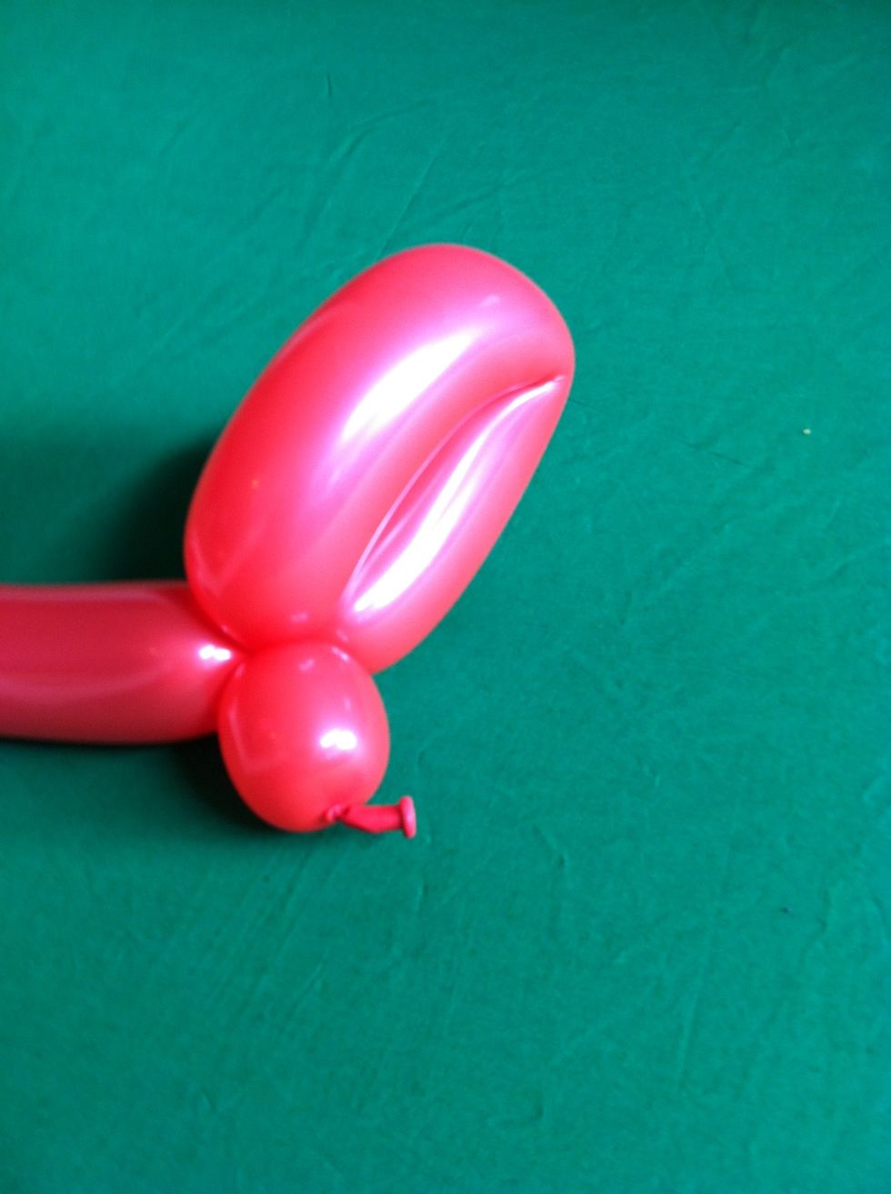 The bubble will not stay until it is locked to another part of the balloon.  This is a typical loop twist