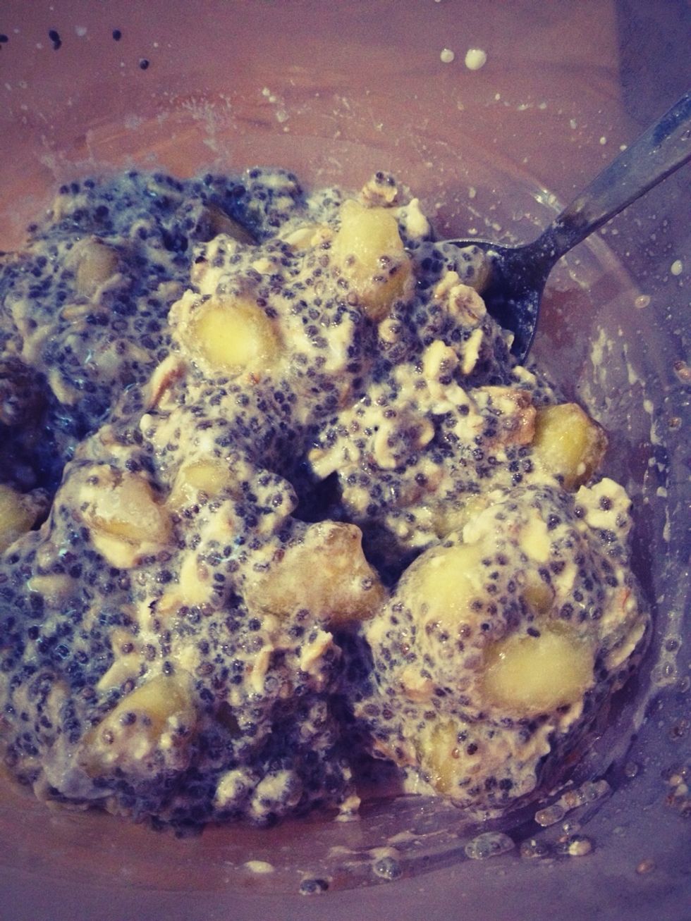 The Chia seeds serve as thickener. This is how it looks in the morning after mixing it a little bit