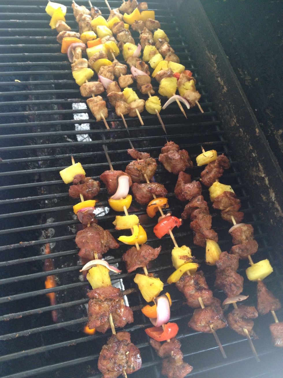 The chicken was finished in approx 15-20 minutes whereas the lamb took about 20-25 minutes. Cooking time will vary based on the sized that you diced your meat.
