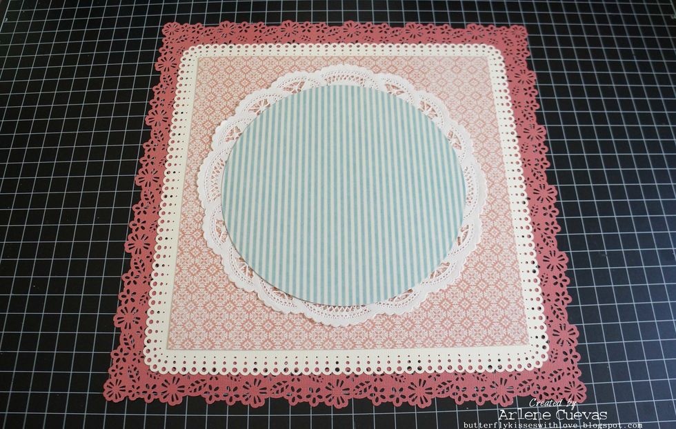 The circle will layer nicely over the white doily like this...