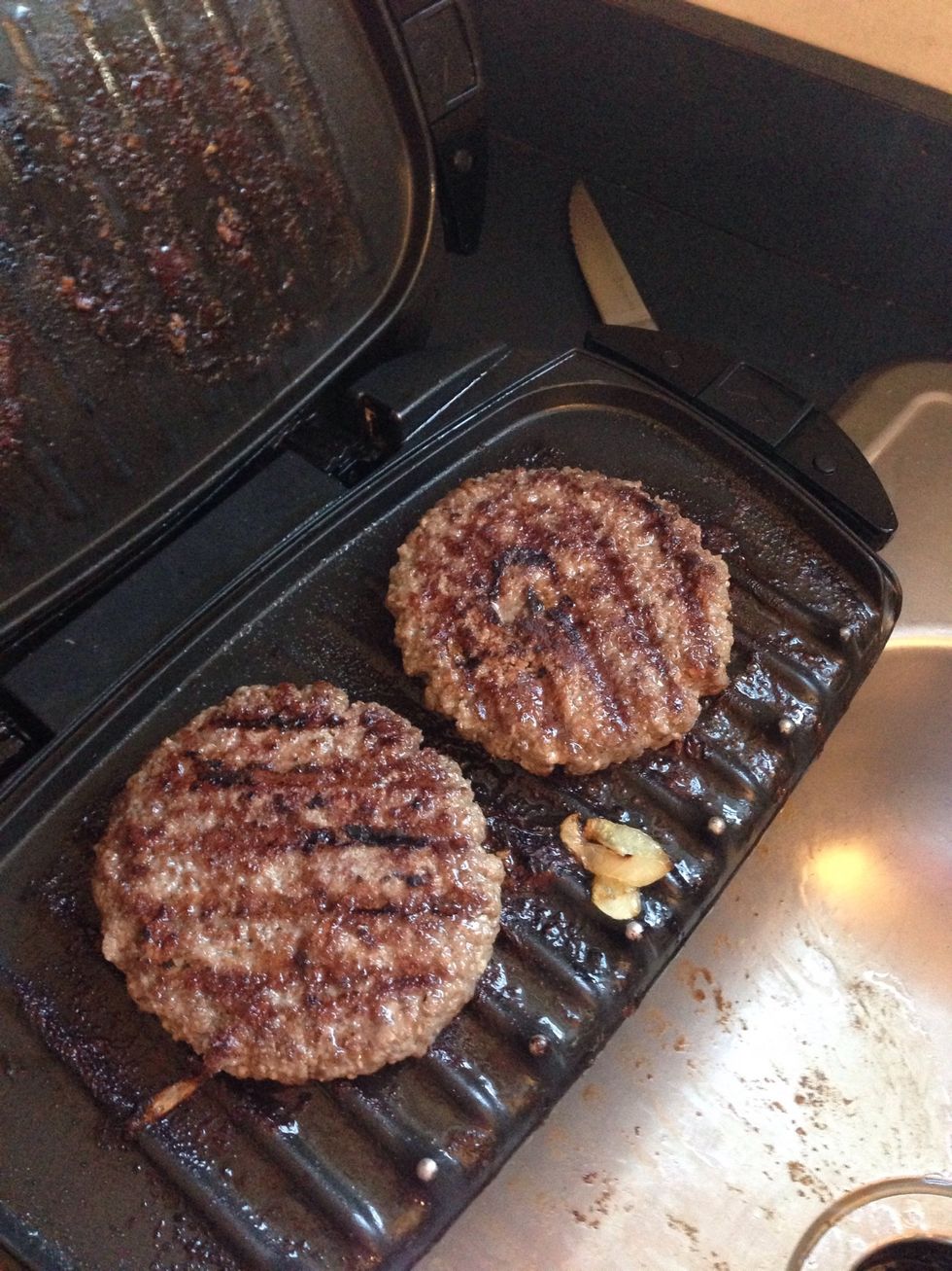 The classic American hamburger!