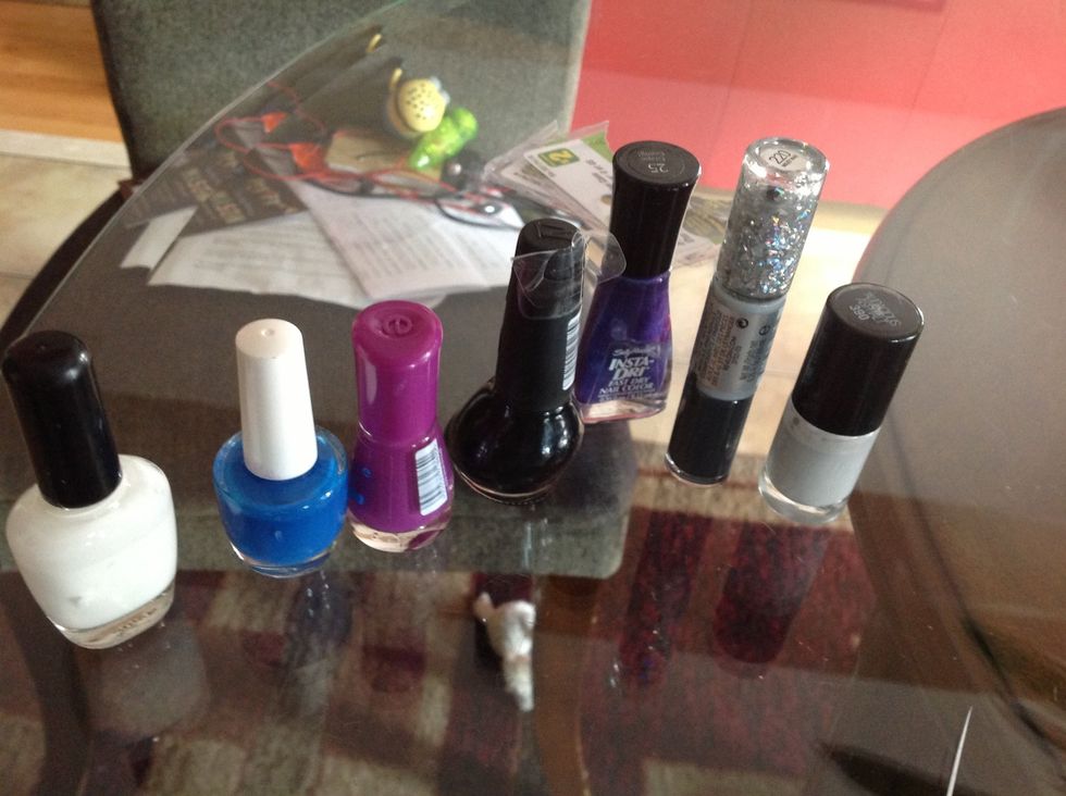 The colours you will need are black (unless you use a black case) grey (dark/light/both) purple, blue and white.