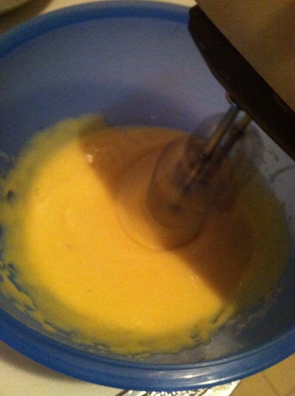 The condensed milk and instant banana pudding blended together