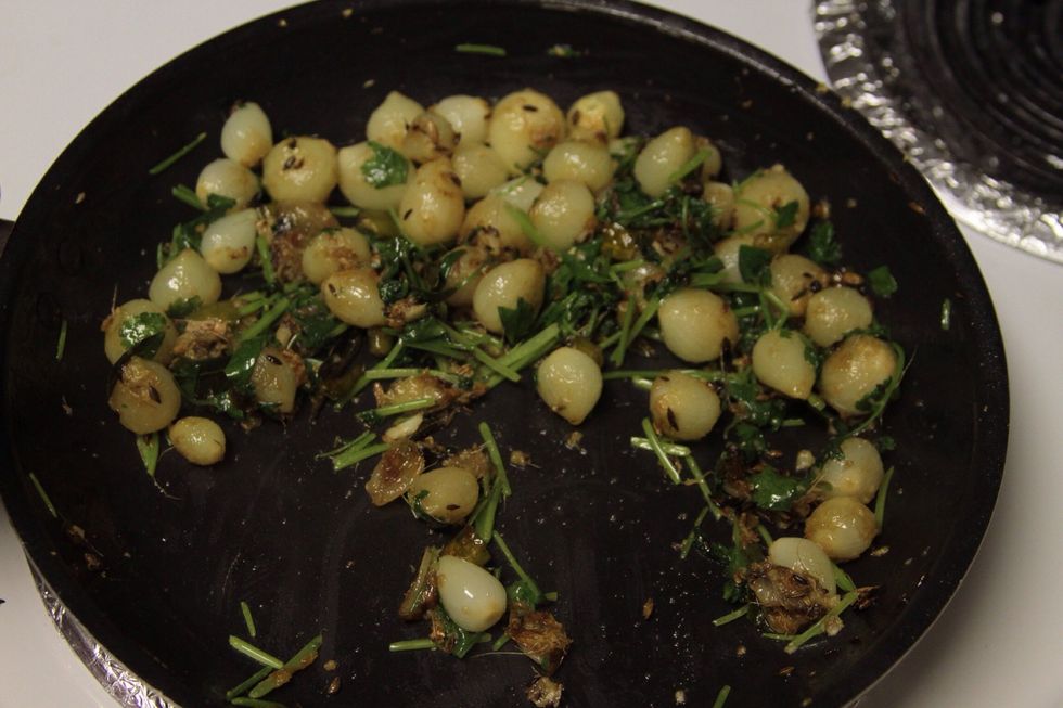 The coriander will mix well with the ginger and garlic