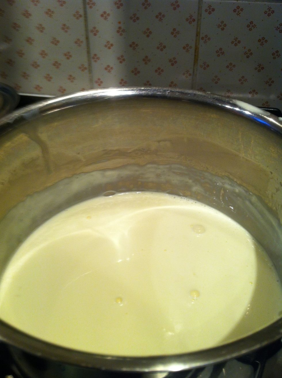 The cream will start to bubble around the edges