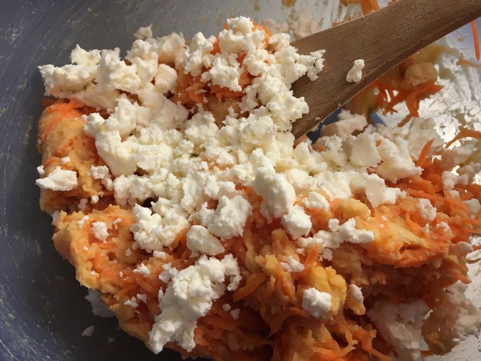 ..the crumbled feta cheese..