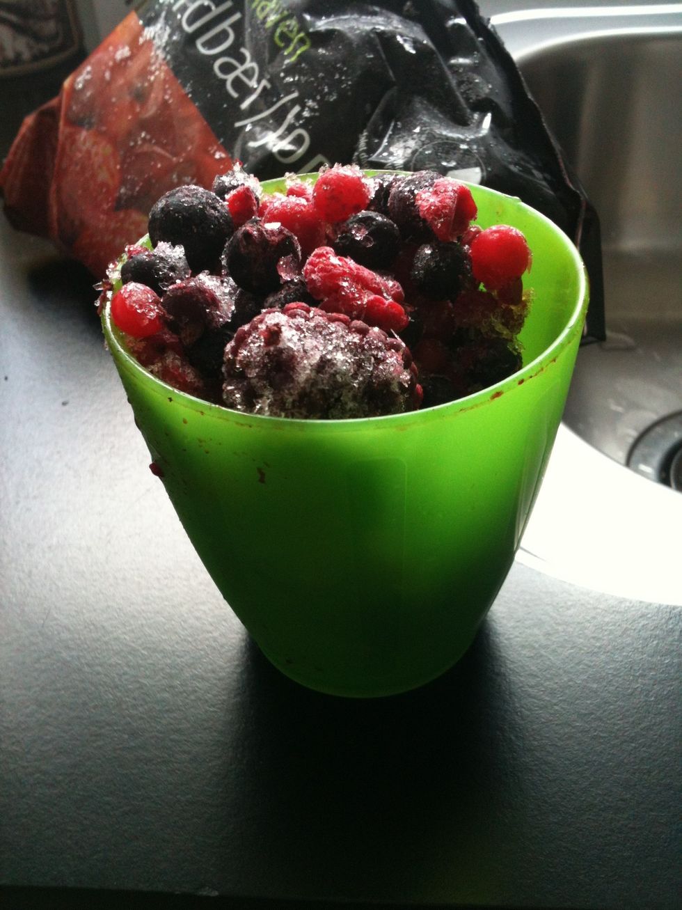 The cup of mixed berries
