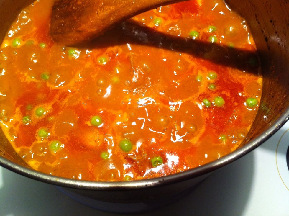 The curry is ready when the chicken is cooked though and a thin film of oil forms on top of the curry.