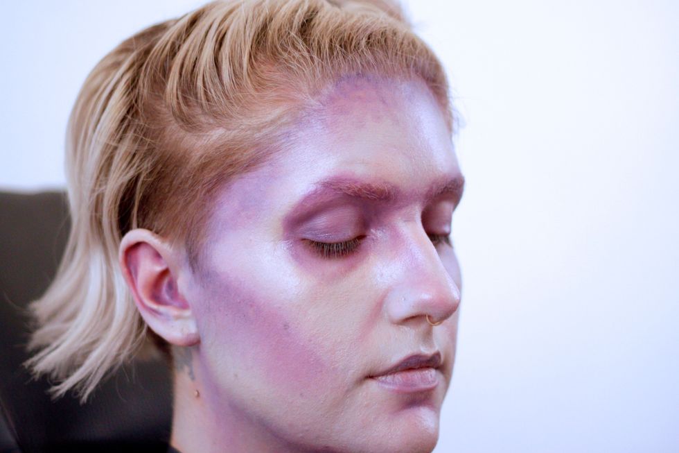 The depth of your contouring should start to become visible.