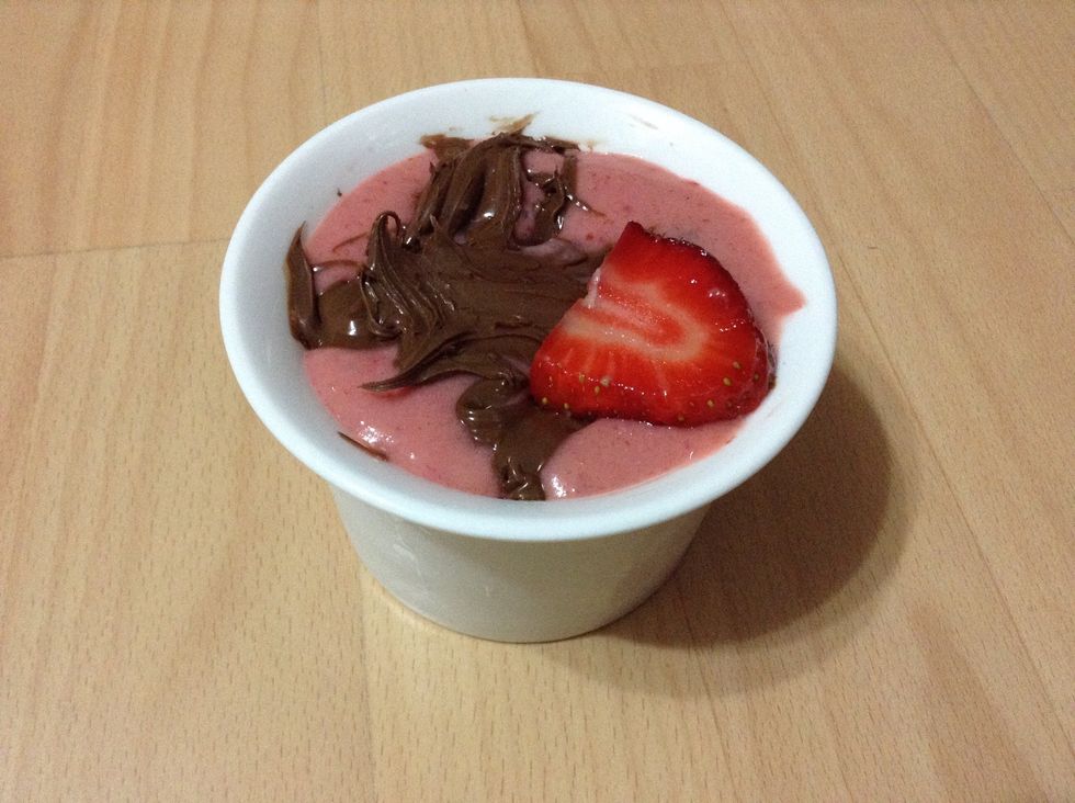 The end dish should look like this. Hope you enjoyed this simple recepie and now all you have to do is sit back relax and enjoy this delicious sorbet.